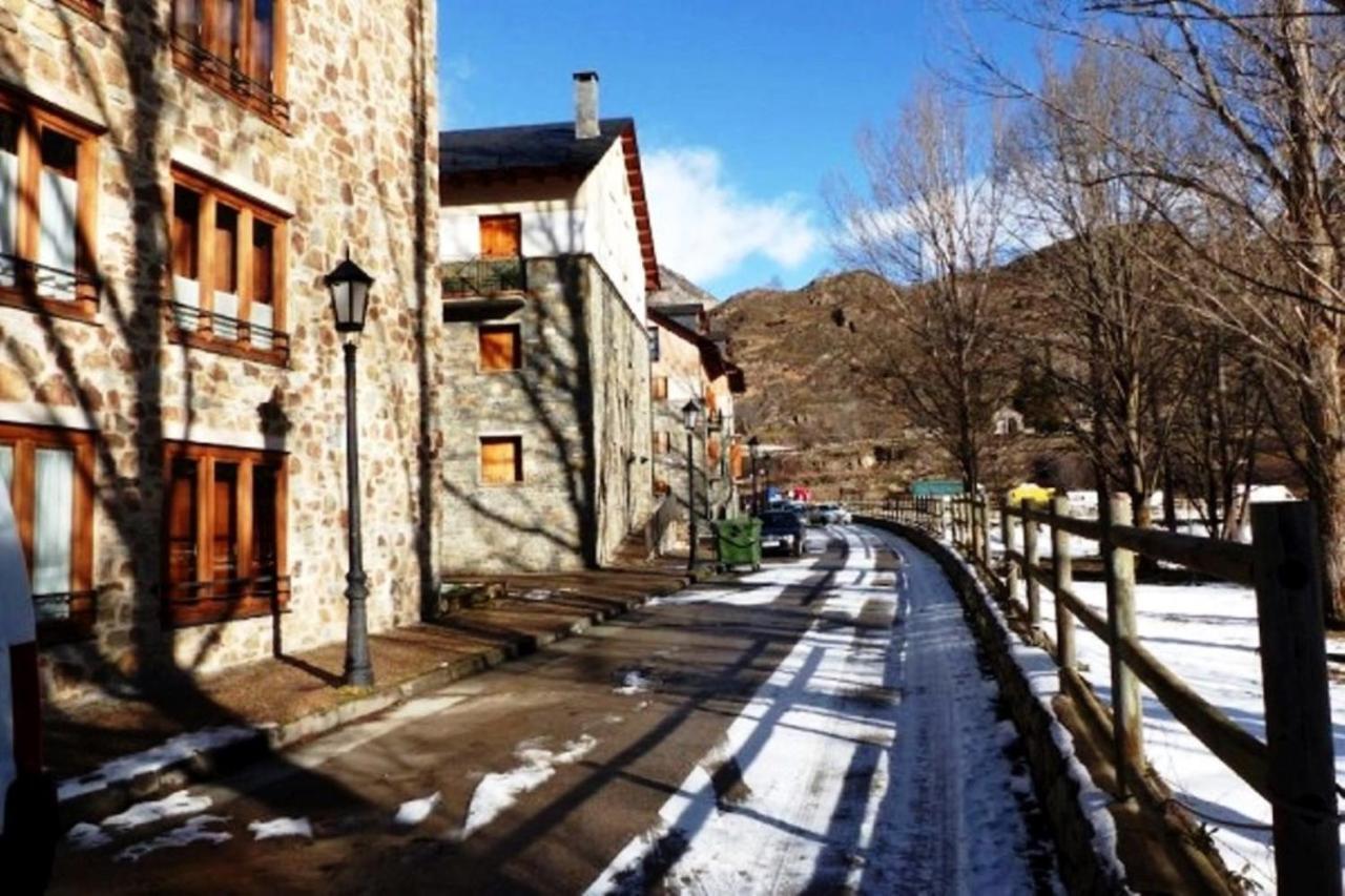 Escuadros Apartamento Benasque Exterior foto